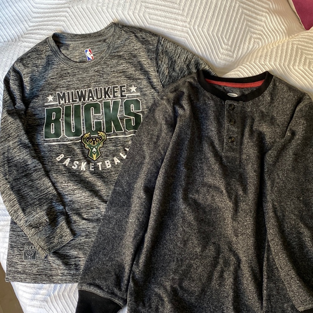 Milwaukee Bucks logo long sleeve
